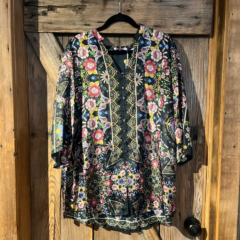 Silky Johnny was floral button down